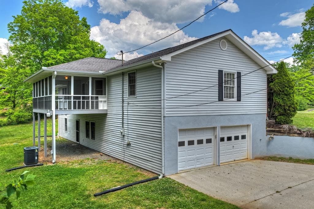 380 Lavista Drive, Blue Ridge GA 30513 - Photo