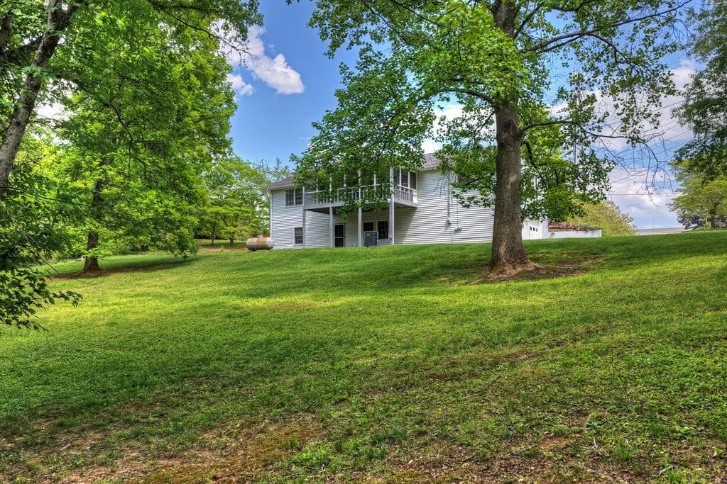 380 Lavista Drive, Blue Ridge GA 30513 - Photo