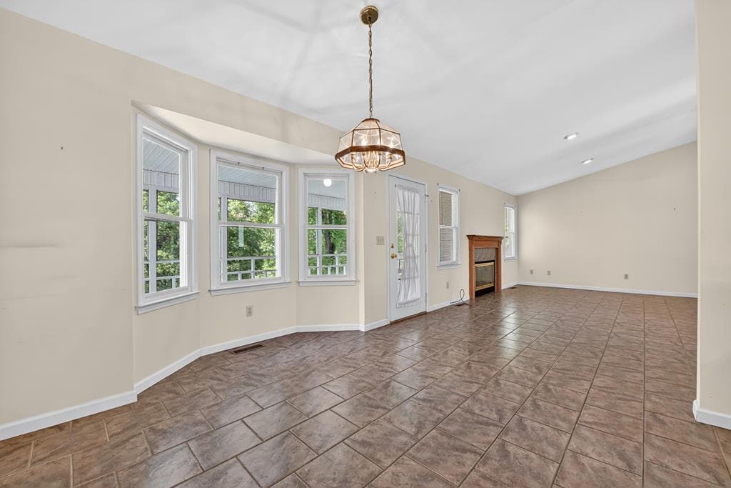 380 Lavista Drive, Blue Ridge GA 30513 - Photo