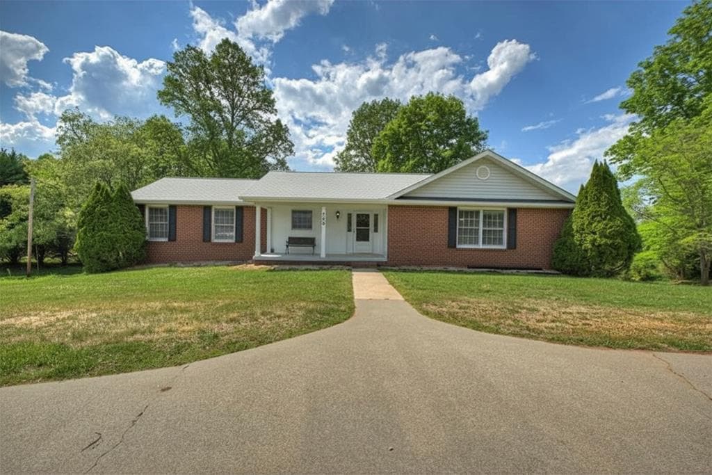 380 Lavista Drive, Blue Ridge GA 30513 - Photo
