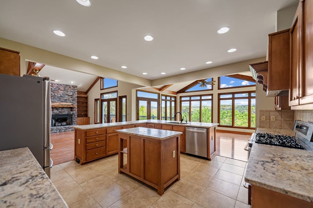 230 W D Court, Ellijay GA 30540 - Photo