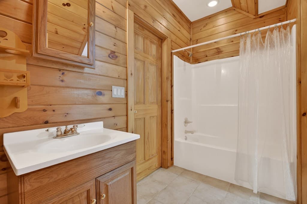 76 E Bevan Lane, Blue Ridge GA 30513 - Photo