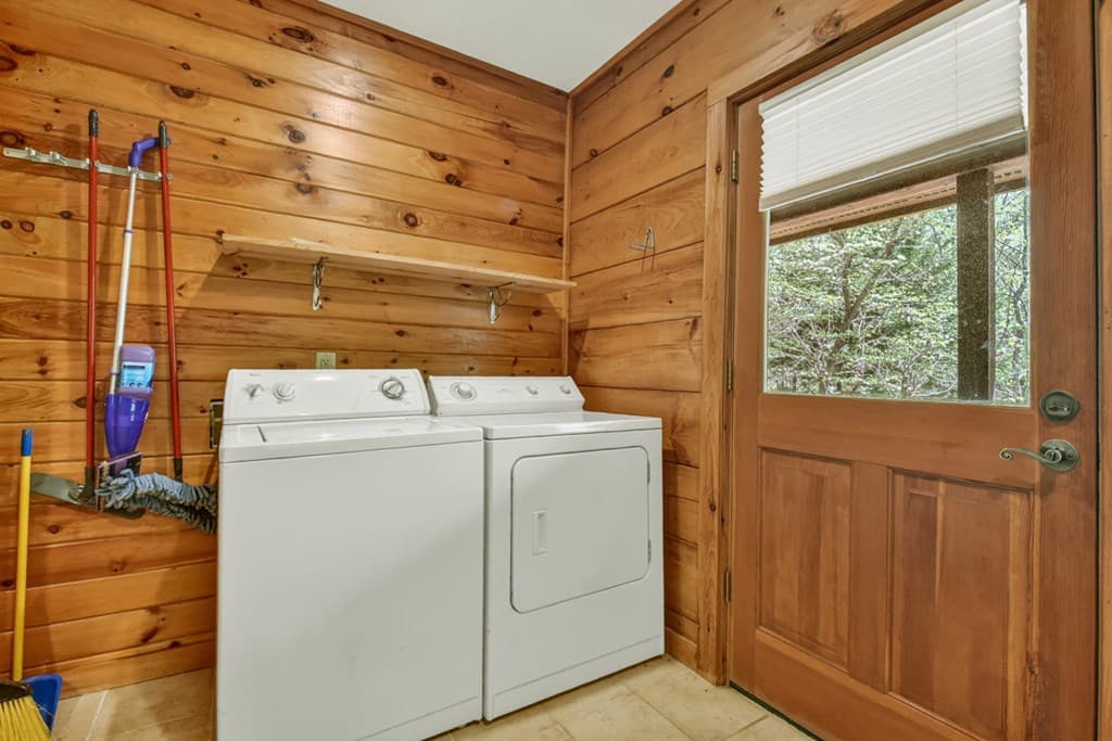 76 E Bevan Lane, Blue Ridge GA 30513 - Photo