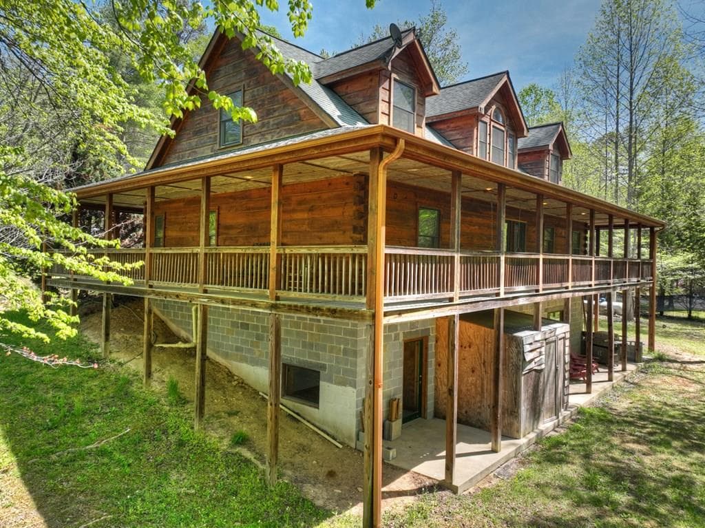 76 E Bevan Lane, Blue Ridge GA 30513 - Primary photo