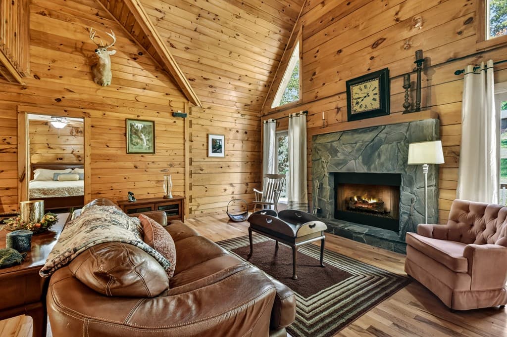76 E Bevan Lane, Blue Ridge GA 30513 - Photo