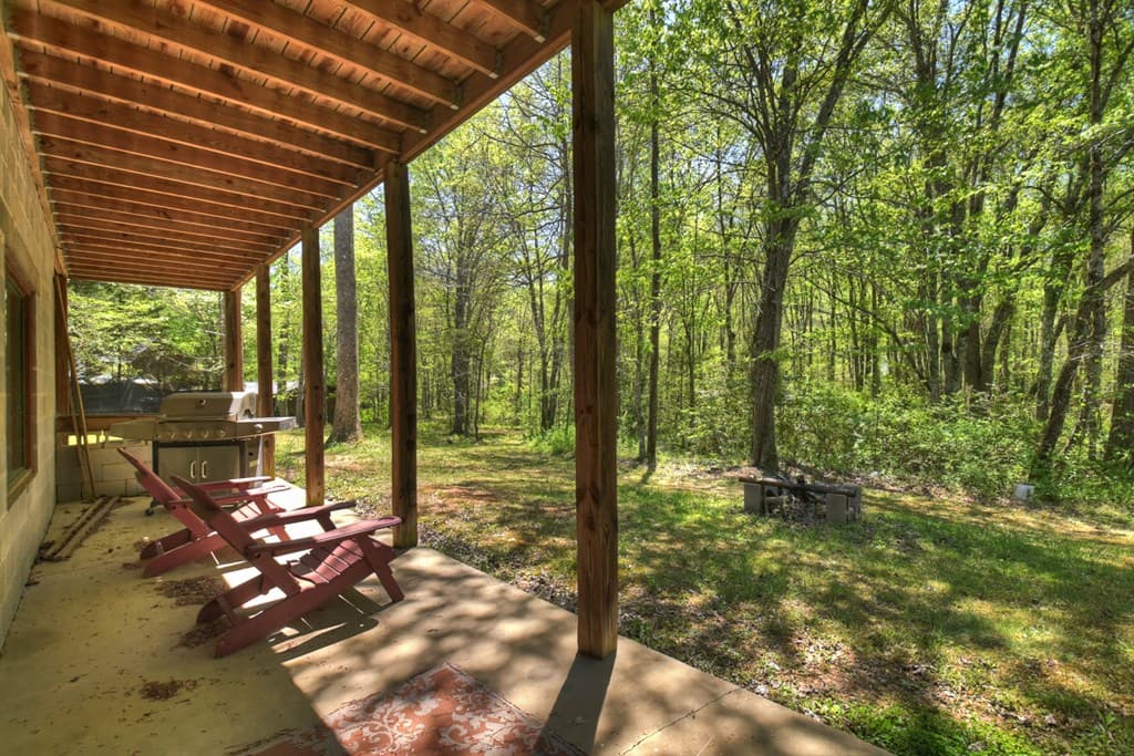 76 E Bevan Lane, Blue Ridge GA 30513 - Photo