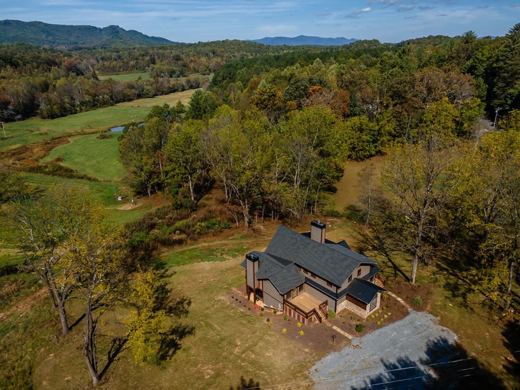 7590-A Mobile Road, Blue Ridge GA 30513 - Photo