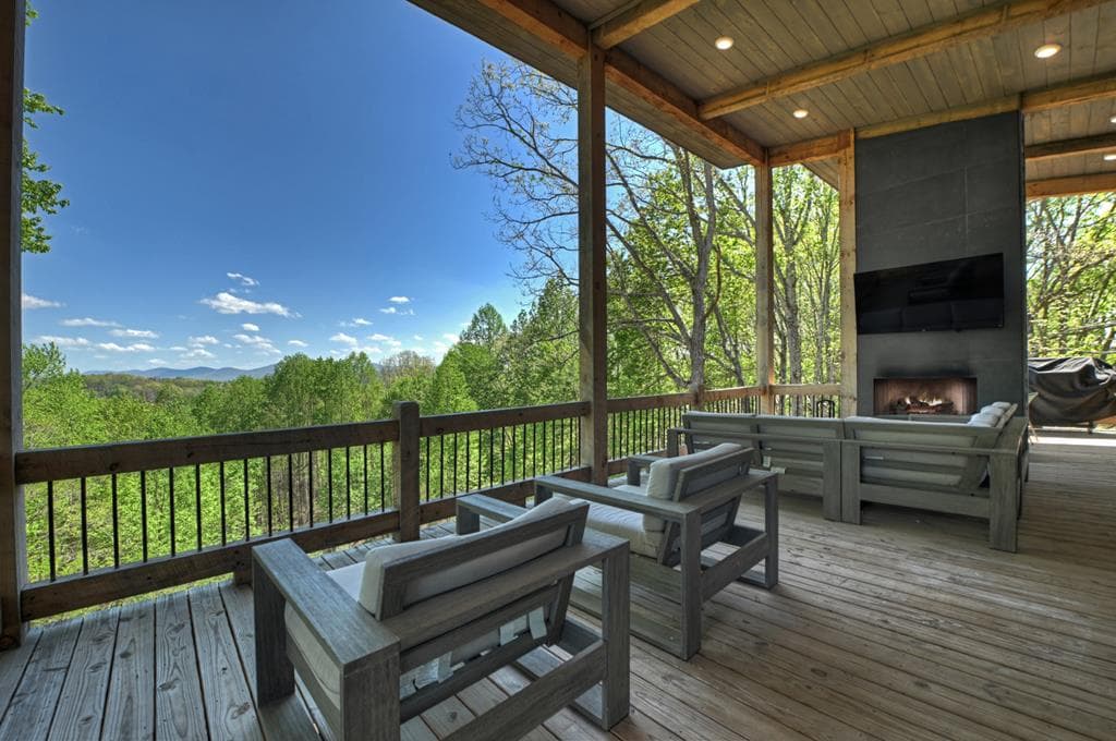 315 Blue Berry Ridge, Morganton GA 30560 - Photo