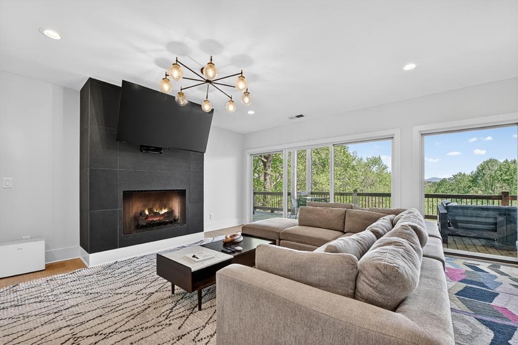 315 Blue Berry Ridge, Morganton GA 30560 - Photo