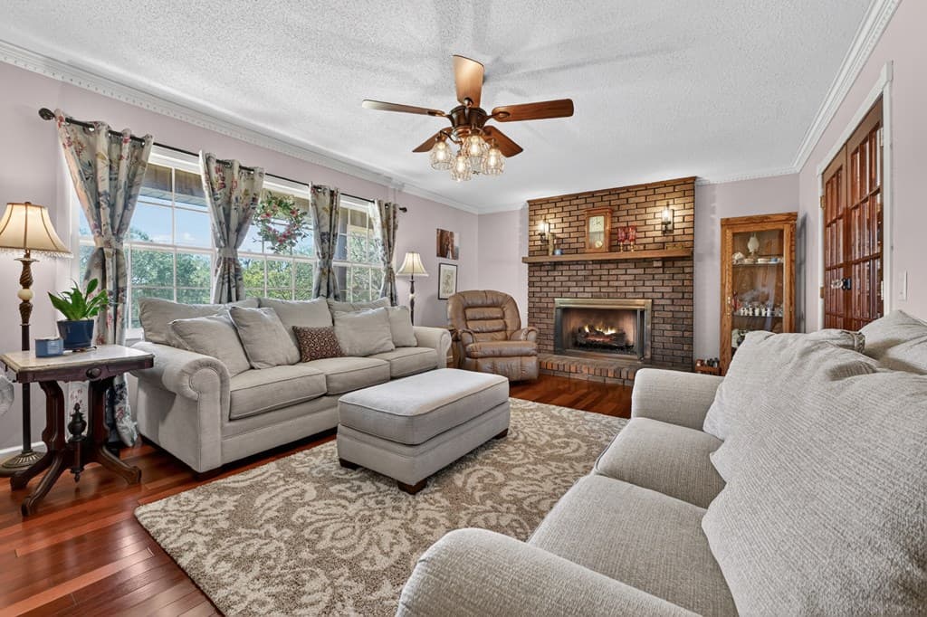 4519 E Highway 52, Ellijay GA 30536 - Photo