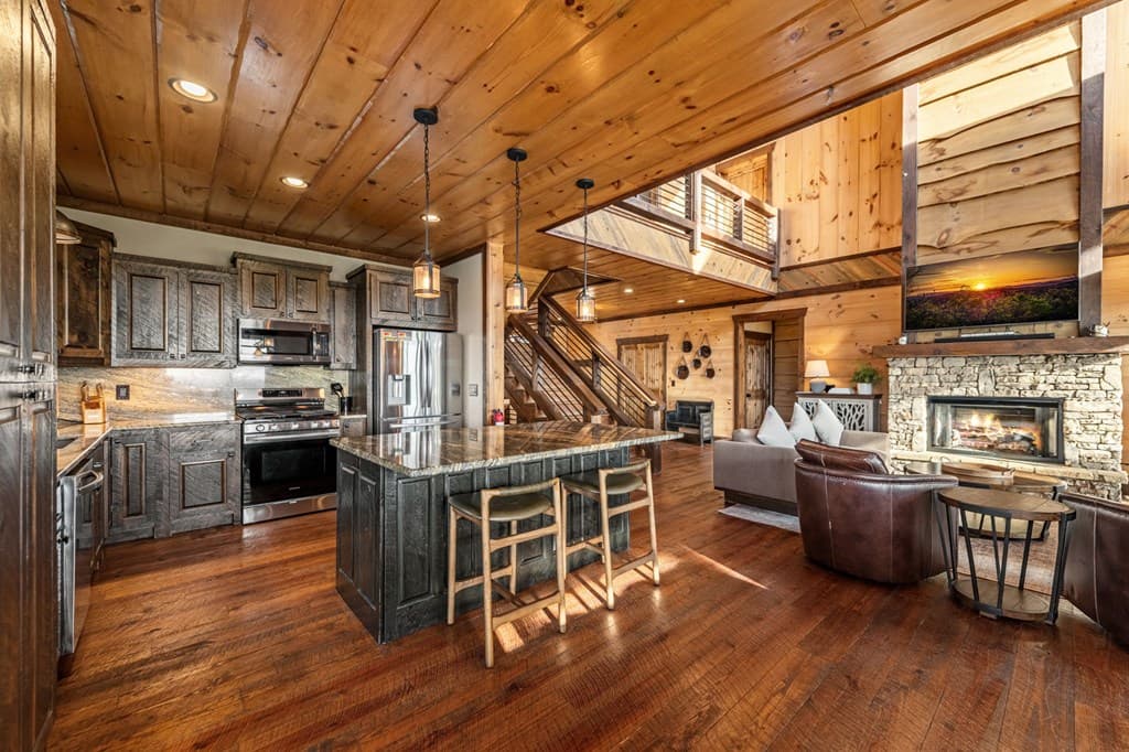 608 Blue Ridge Heights Drive, Blue Ridge GA 30513 - Photo