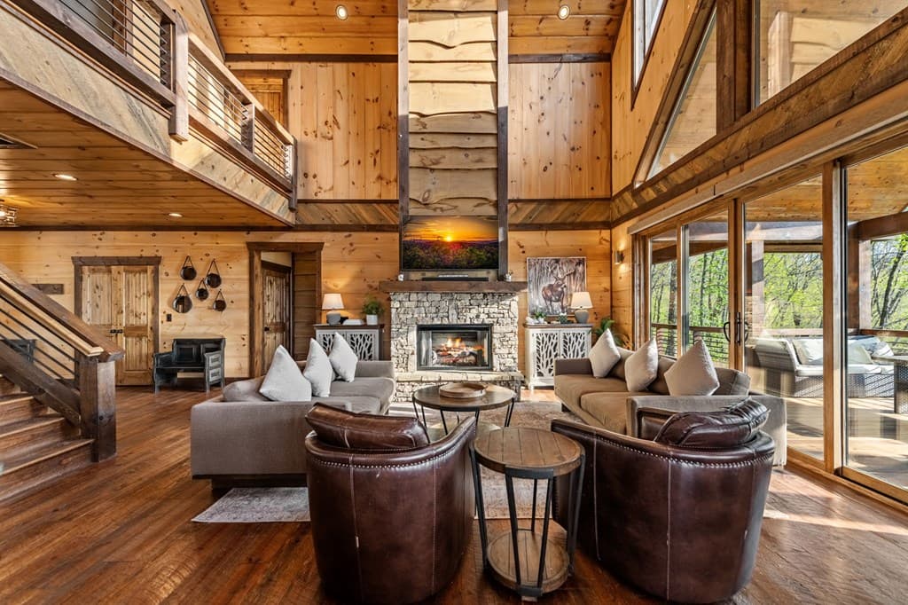 608 Blue Ridge Heights Drive, Blue Ridge GA 30513 - Photo