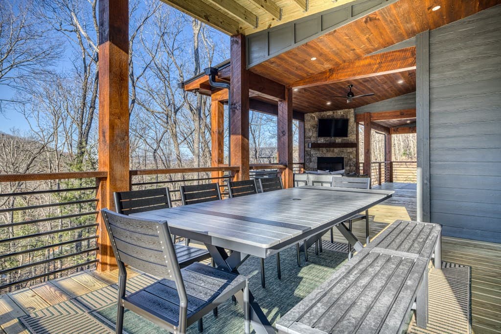 1160 Mangums Trail, Blue Ridge GA 30513 - Photo