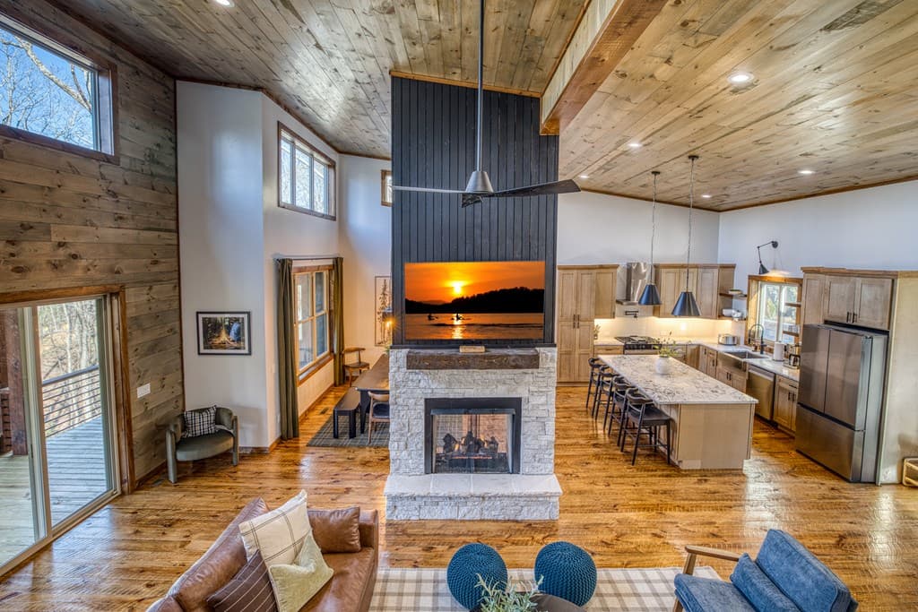 1160 Mangums Trail, Blue Ridge GA 30513 - Photo