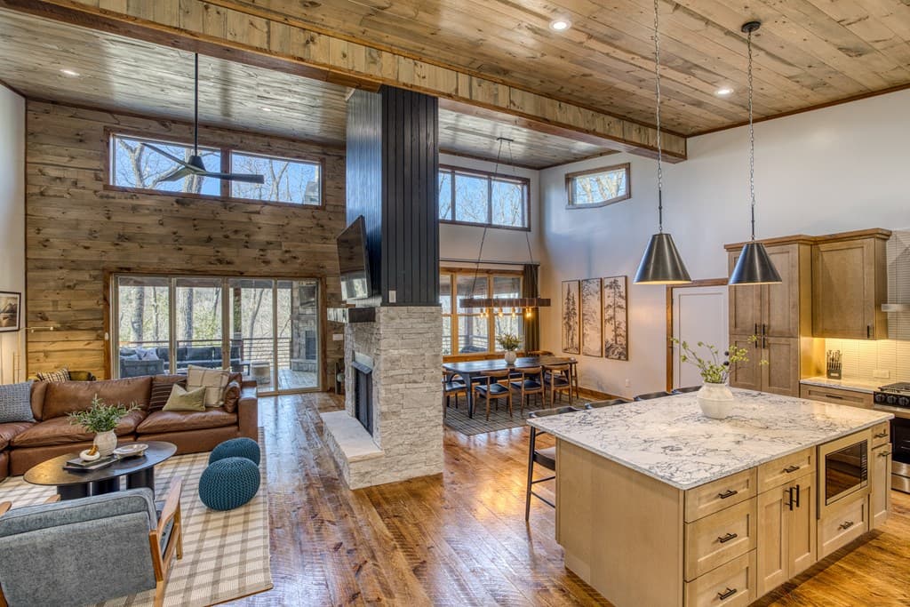 1160 Mangums Trail, Blue Ridge GA 30513 - Photo