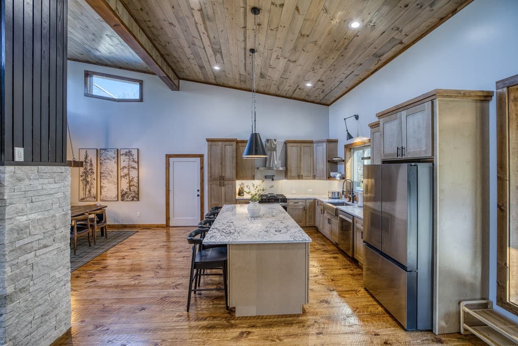 1160 Mangums Trail, Blue Ridge GA 30513 - Photo