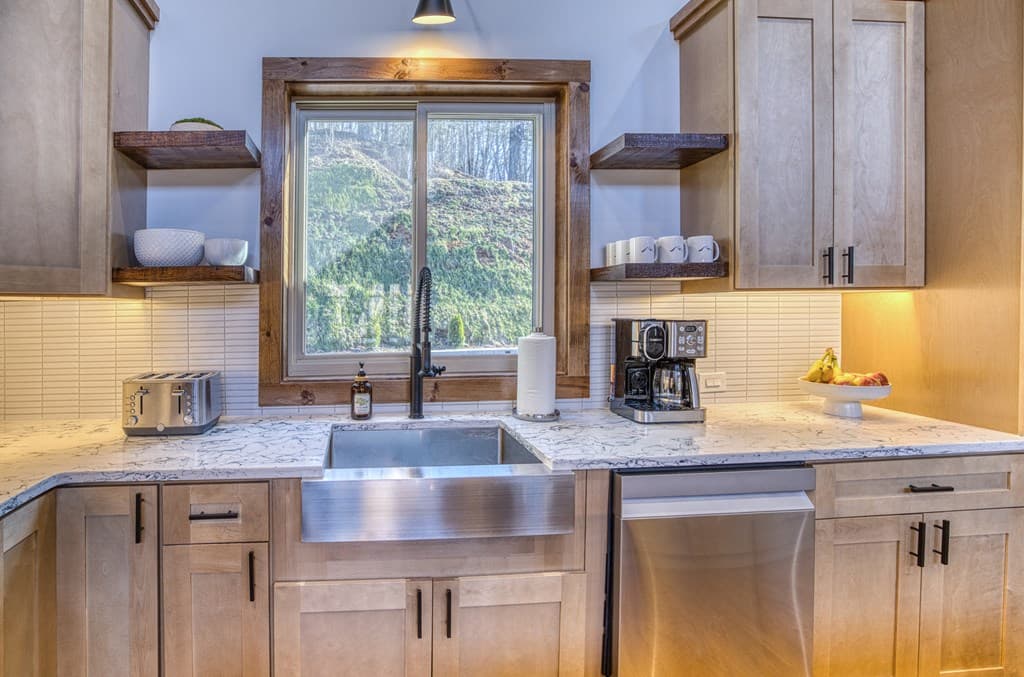 1160 Mangums Trail, Blue Ridge GA 30513 - Photo