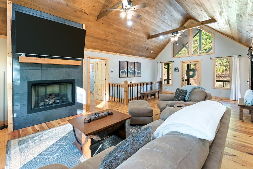 66 Ross Drive, Mineral Bluff GA 30559 - Photo