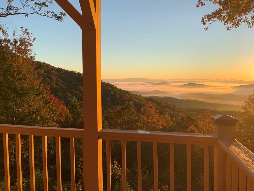 520 Sahkanaga Drive, Murphy NC 28906 - Primary photo