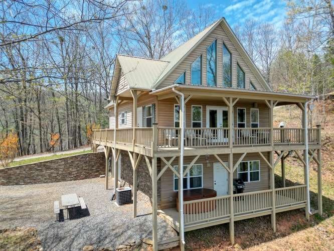 520 Sahkanaga Drive, Murphy NC 28906 - Photo