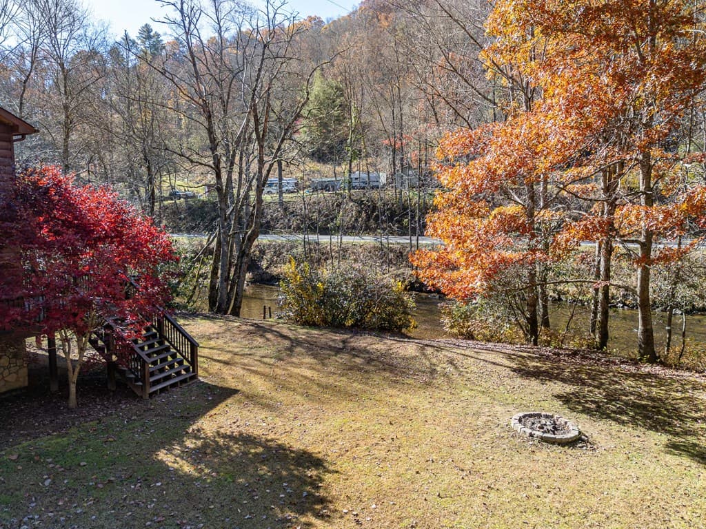 165 Riverview Drive, Robbinsville NC 28771 - Photo