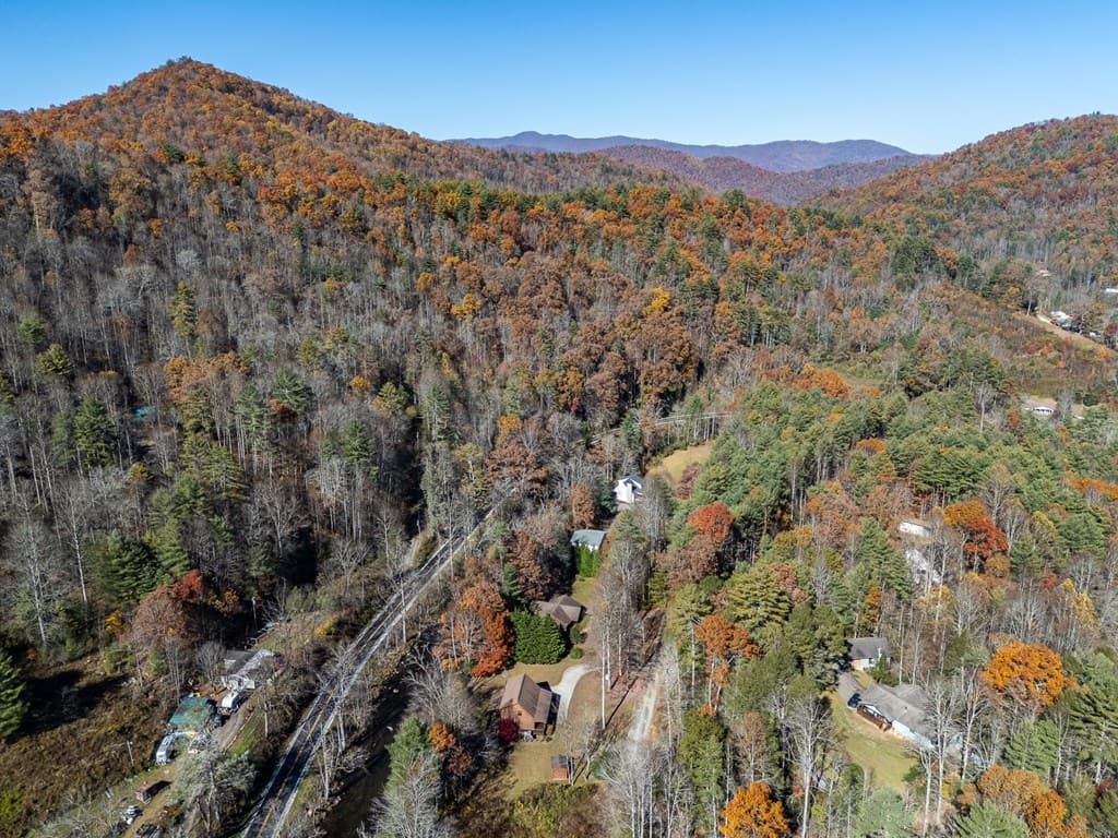 165 Riverview Drive, Robbinsville NC 28771 - Photo