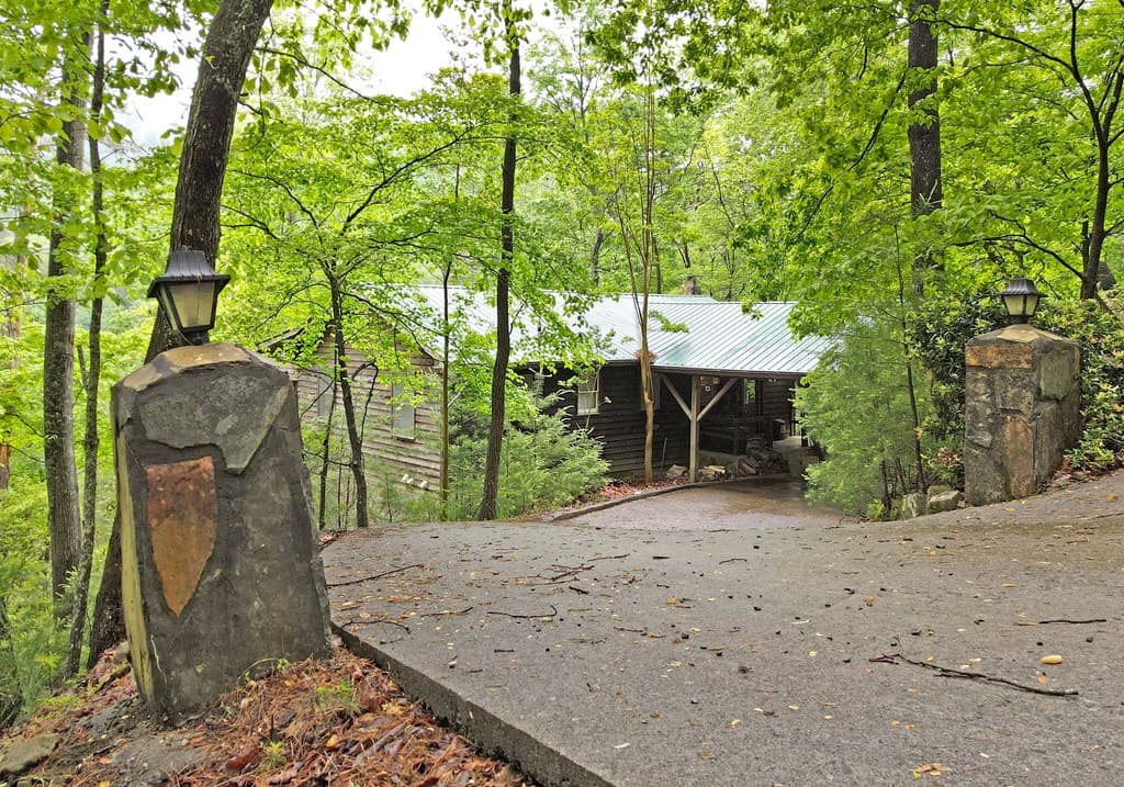 66 Pine Ridge Court, Ellijay GA 30536 - Photo
