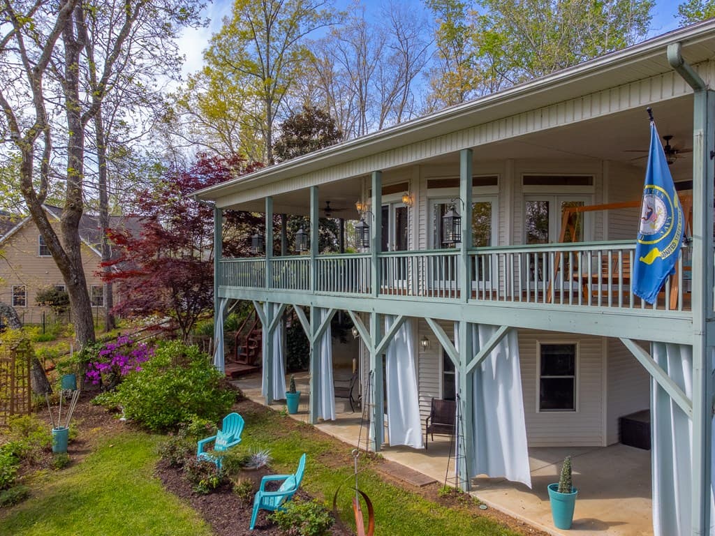 218 Lakeshore Drive, Hayesville NC 28904 - Photo