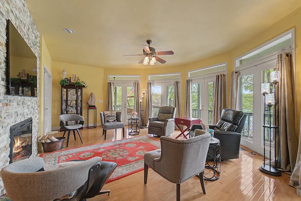 218 Lakeshore Drive, Hayesville NC 28904 - Photo