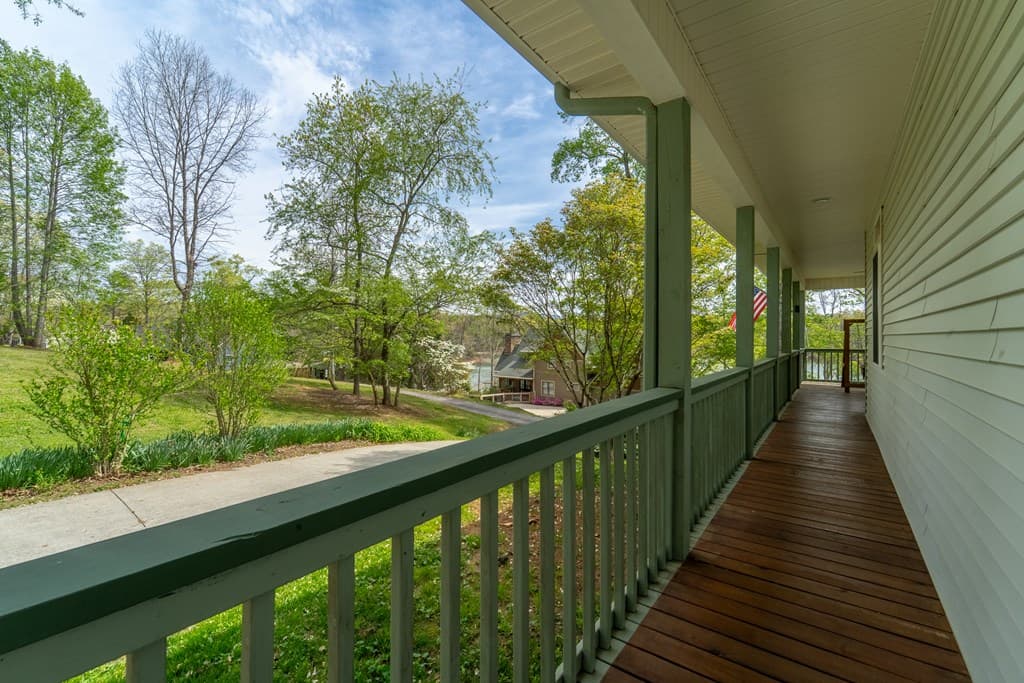 218 Lakeshore Drive, Hayesville NC 28904 - Photo