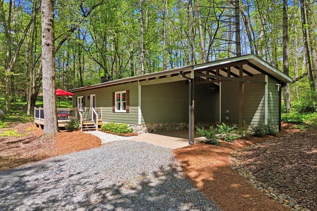 10758 Chatsworth Hwy, Ellijay GA 30540 - Photo
