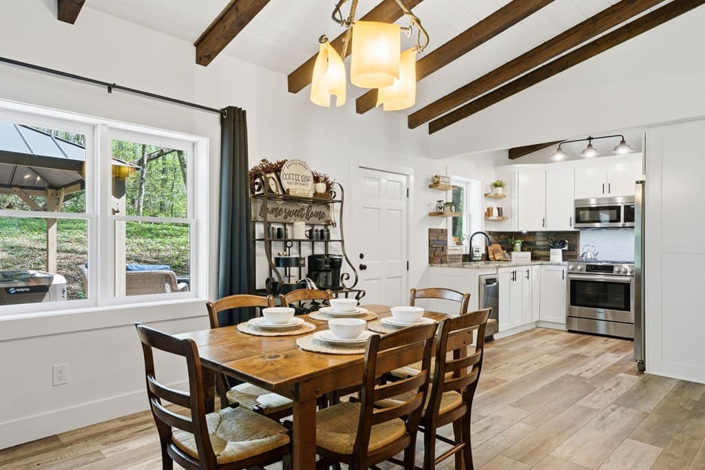 10758 Chatsworth Hwy, Ellijay GA 30540 - Photo
