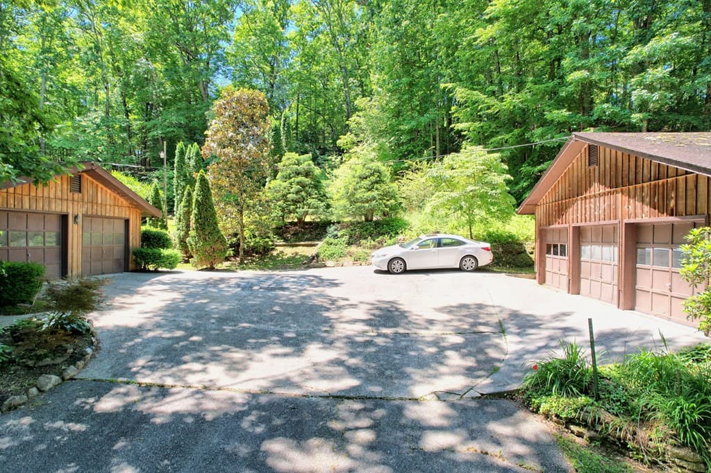192 Brookwood Drive, Blairsville GA 30512 - Photo