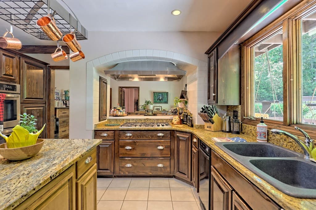 192 Brookwood Drive, Blairsville GA 30512 - Photo
