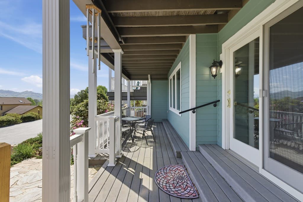 1526 Cedar View Lane, Hiawassee GA 30546 - Photo