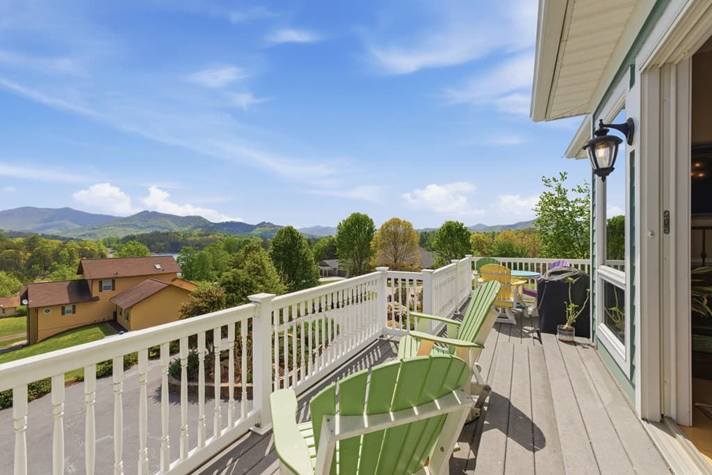 1526 Cedar View Lane, Hiawassee GA 30546 - Photo