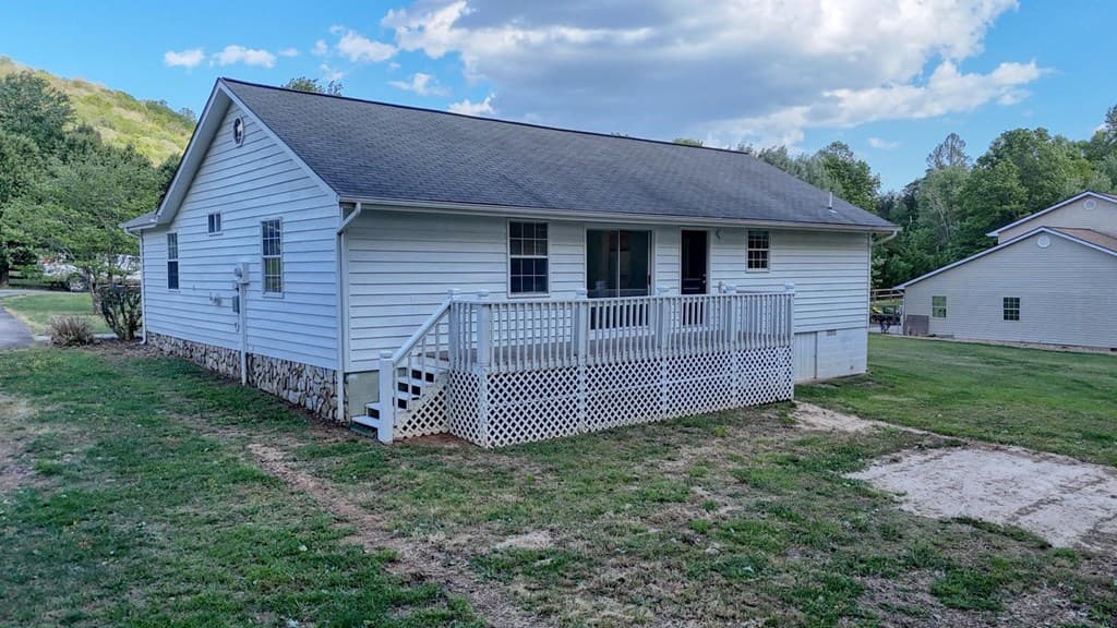 1013 Bradley Road, Blairsville GA 30512 - Photo