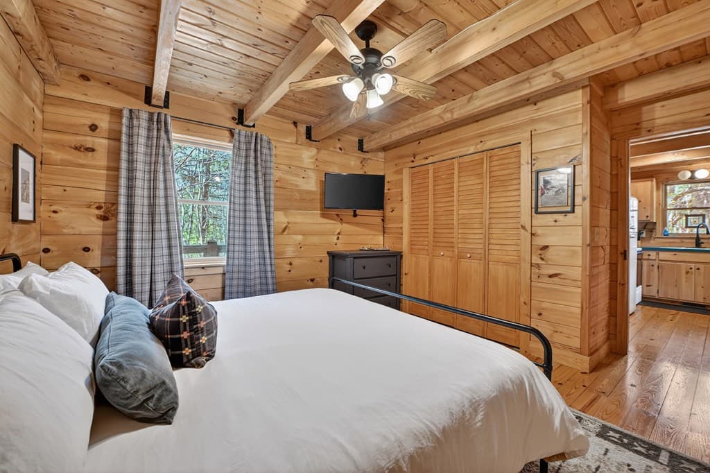 305 Kimbolton Drive, Morganton GA 30560 - Photo