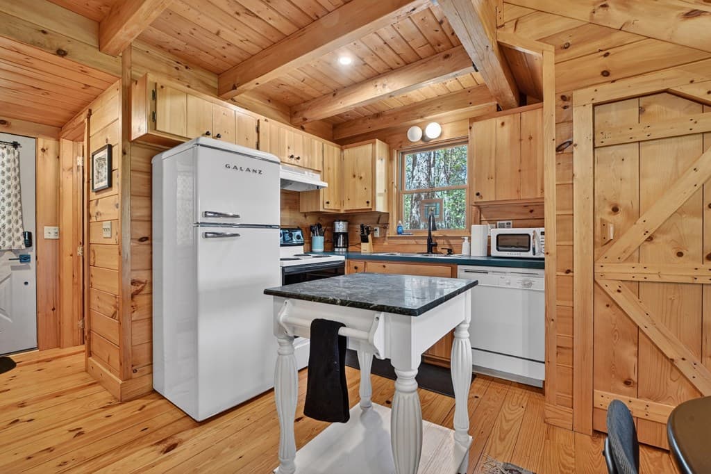 305 Kimbolton Drive, Morganton GA 30560 - Photo