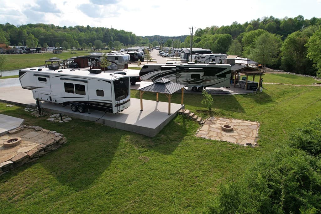 129 Mountain Meadows Drive, Morganton GA 30560 - Photo