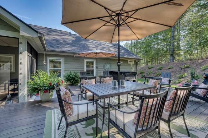 345 Loftis Mountain Way, Blairsville GA 30512 - Photo