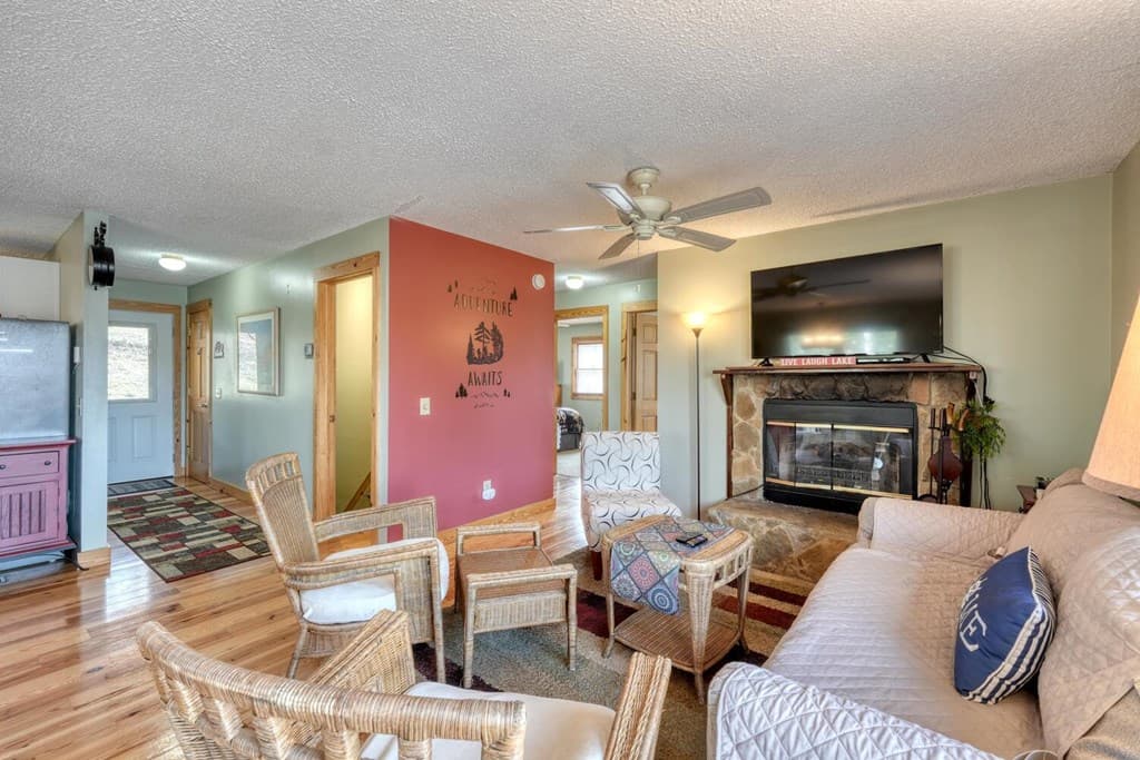 390 Bursey Road, Hiawassee GA 30546 - Photo