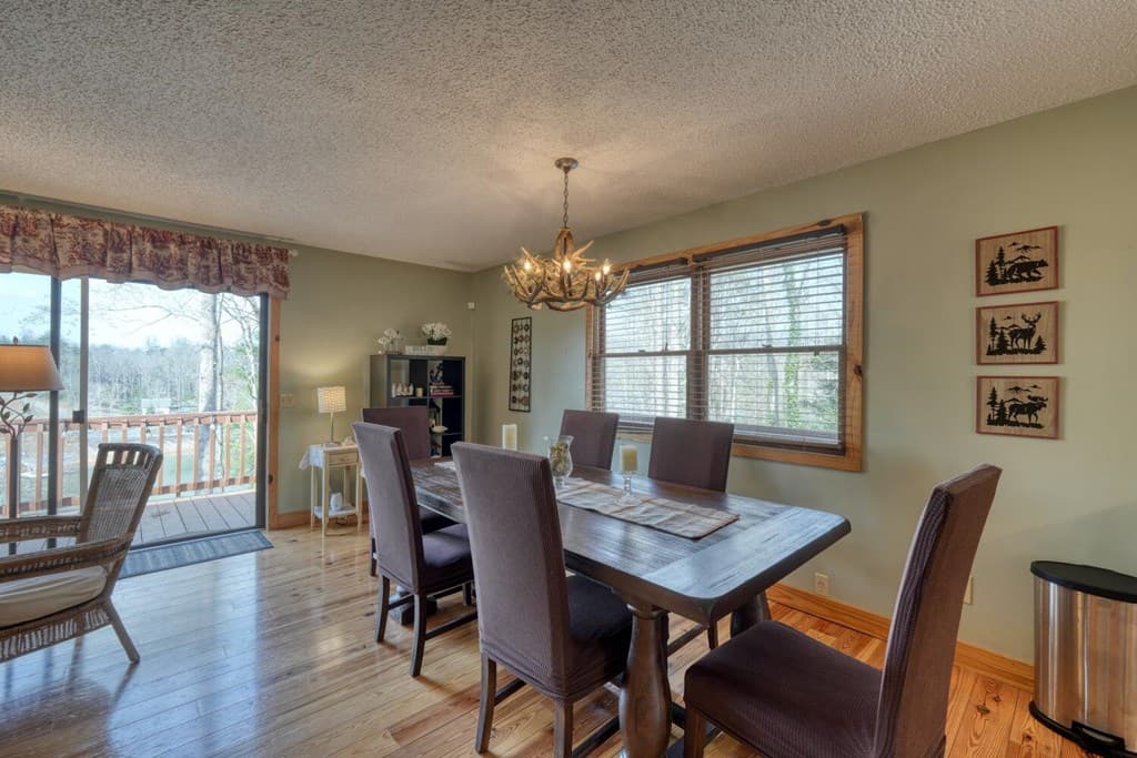 390 Bursey Road, Hiawassee GA 30546 - Photo