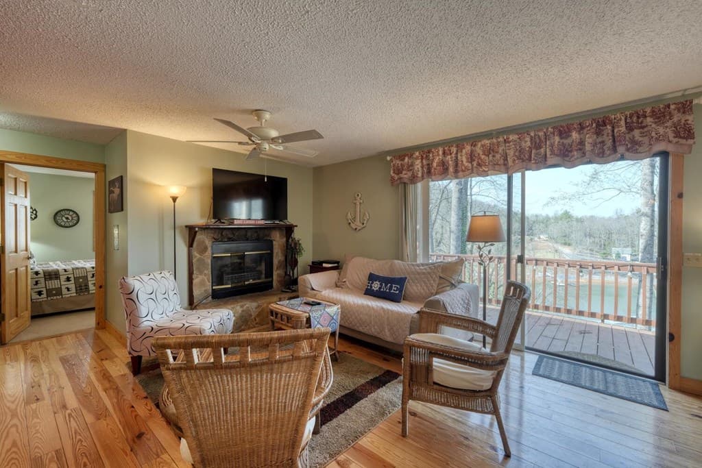 390 Bursey Road, Hiawassee GA 30546 - Photo