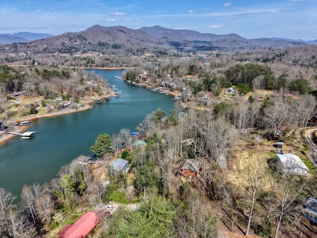 390 Bursey Road, Hiawassee GA 30546 - Photo