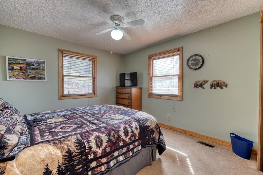 390 Bursey Road, Hiawassee GA 30546 - Photo