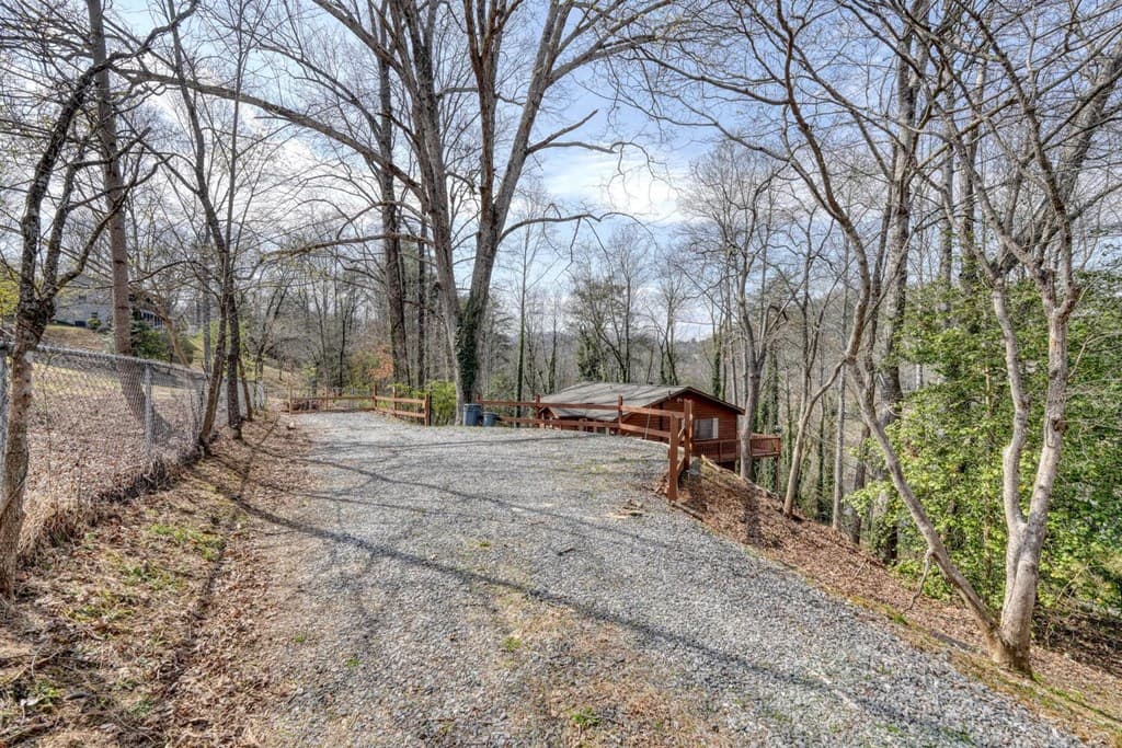 390 Bursey Road, Hiawassee GA 30546 - Photo