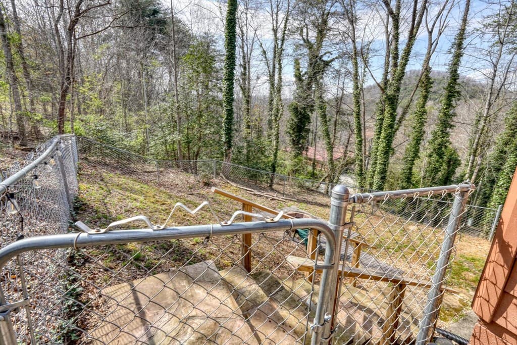 390 Bursey Road, Hiawassee GA 30546 - Photo