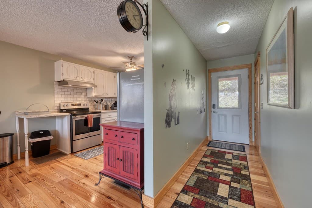 390 Bursey Road, Hiawassee GA 30546 - Photo
