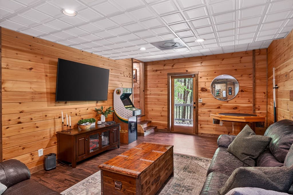 564 Weaver Creek Lane, Blue Ridge GA 30513 - Photo